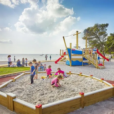 Parque de vacaciones Mobile Homes Adria