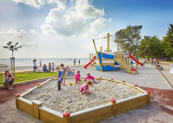 Tatil parkı Mobile Homes Adria