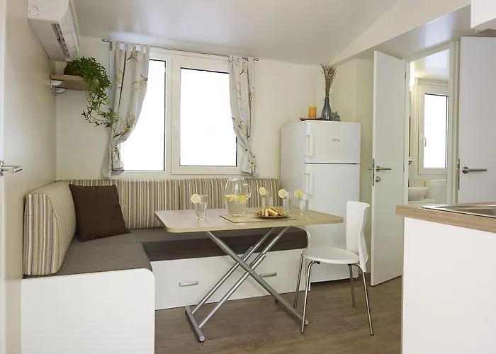 Mobile Homes Adria 4*